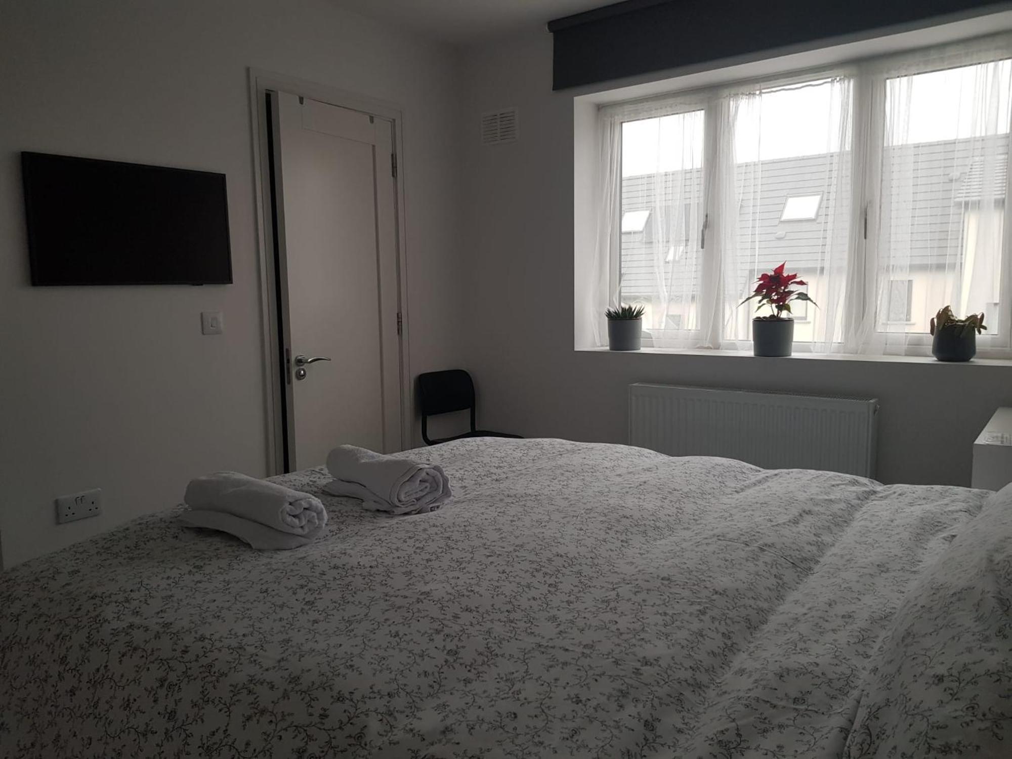 Barnoaks House - Private Room Ensuite Bathroom Homestay Dublin Eksteriør bilde